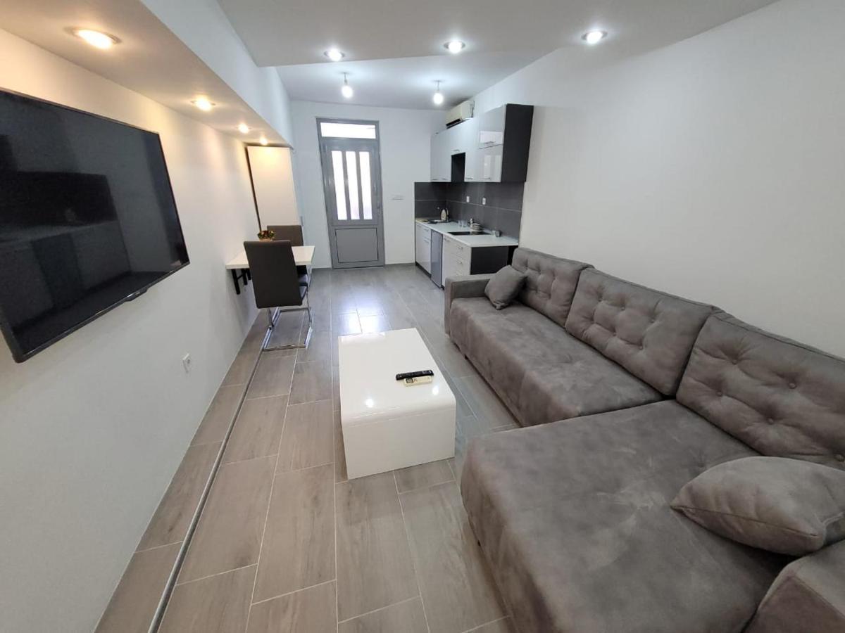 Apartment Diamond -Modern And Lovely Seaside Studio Apartment Kotor Exterior foto